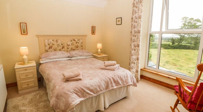 Photo of Dinas Farmhouse Annex