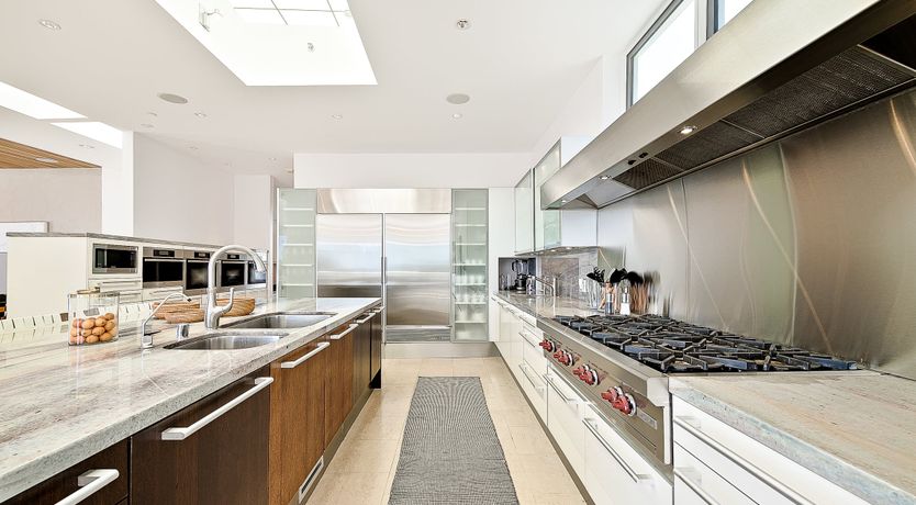 Photo of The Blue Jasmine