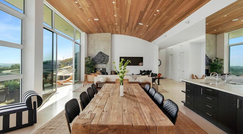 Photo of The Blue Jasmine