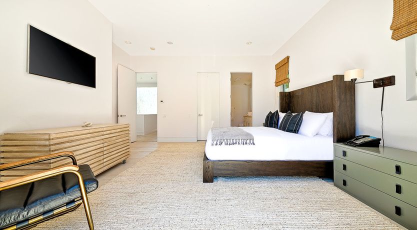 Photo of The Blue Jasmine