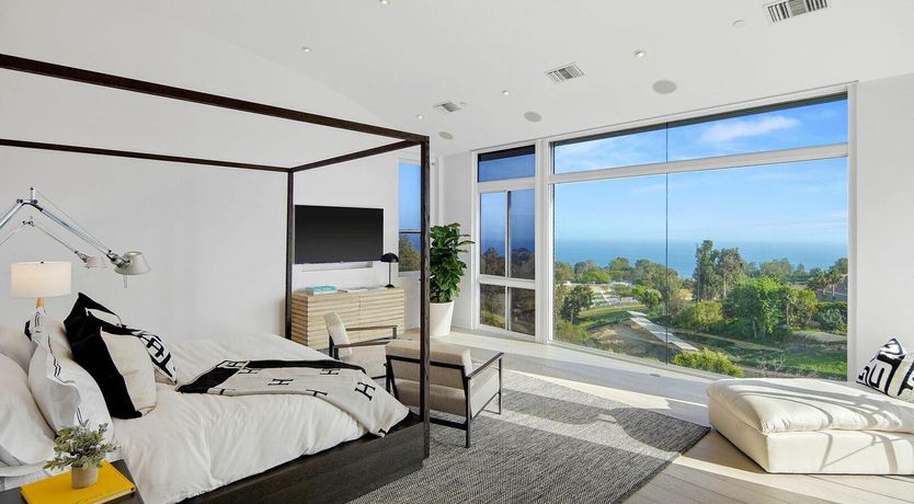 Photo of The Blue Jasmine