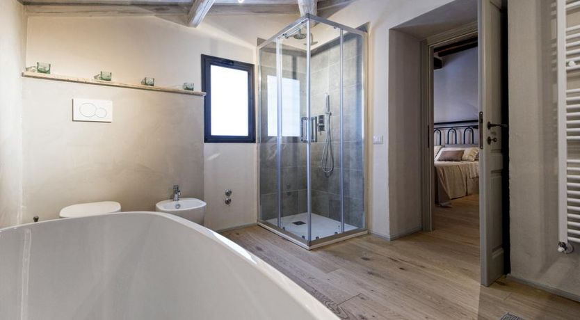 Photo of A Gift of Laurel