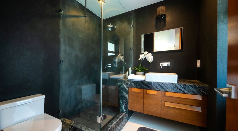 Photo of Cloud Dancer