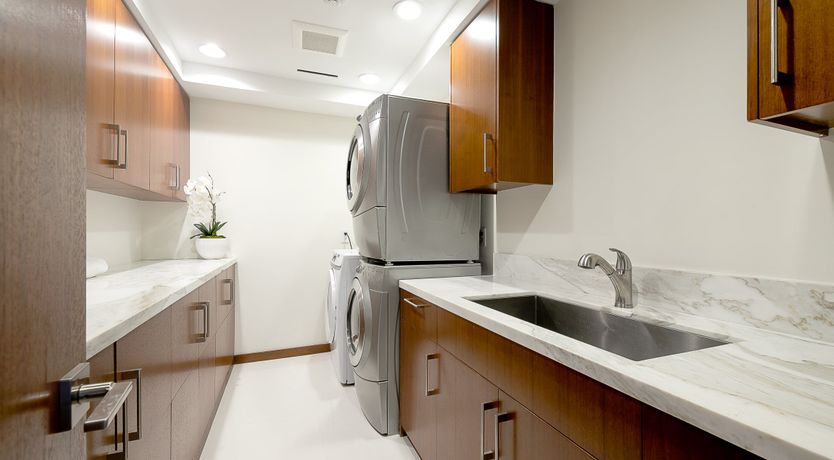 Photo of Cloud Dancer