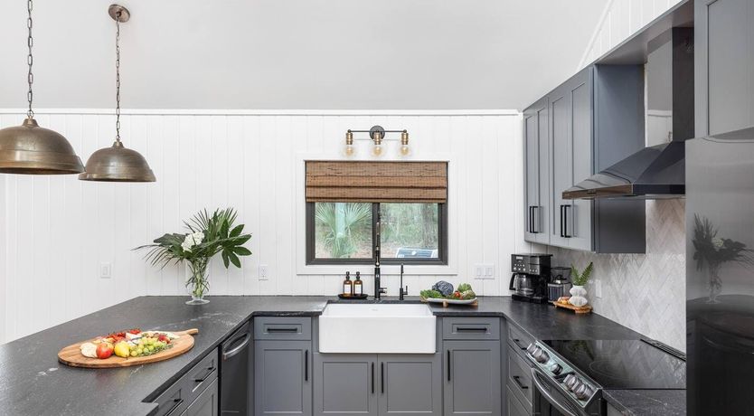 Photo of Island Pines