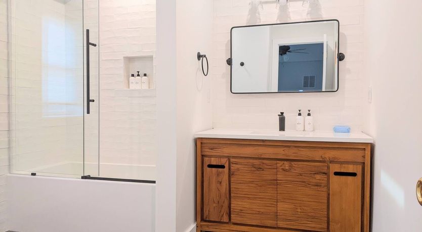 Photo of Ponder & Wander