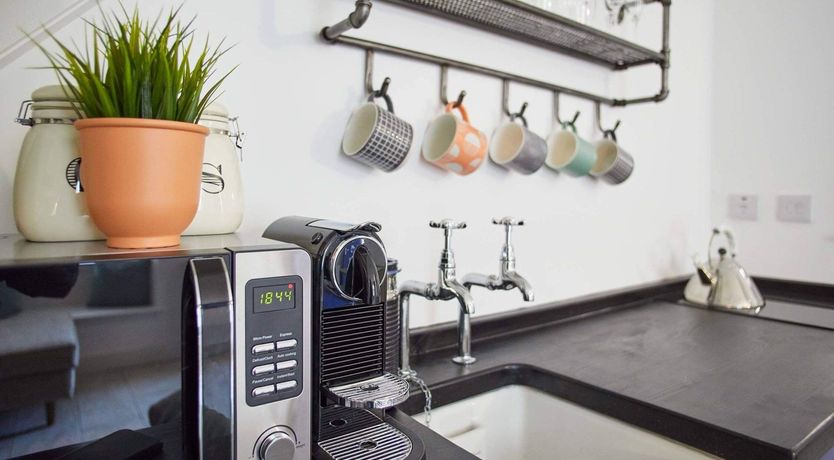 Photo of Harbour Glimpse