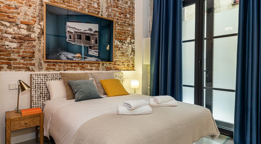 Photo of Artistic Heights