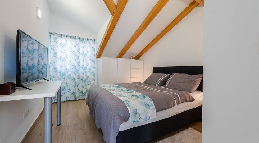 Photo of The Green By The Sea