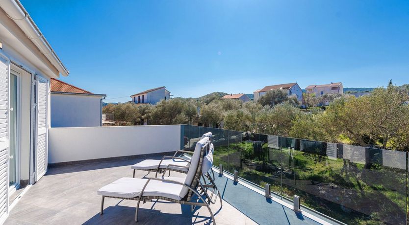 Photo of The Green By The Sea