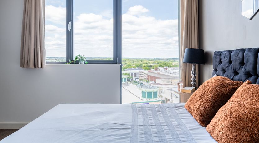 Photo of Velvet & Pink