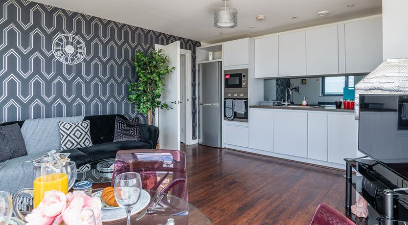 Photo of Velvet & Pink