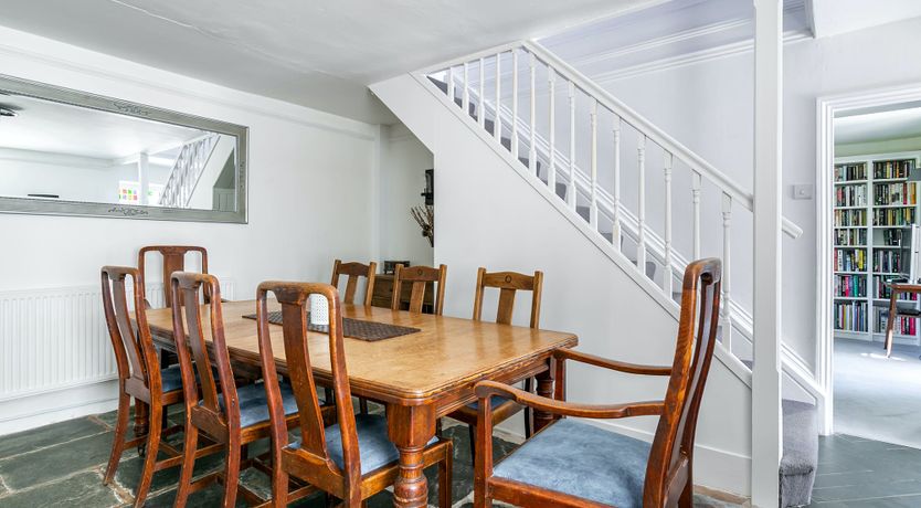 Photo of Champagne & Ice