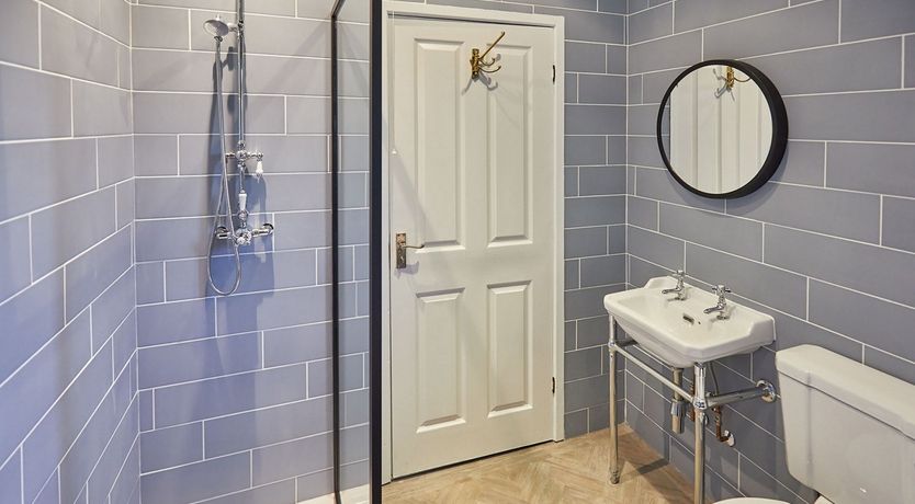 Photo of Fox & Wreath