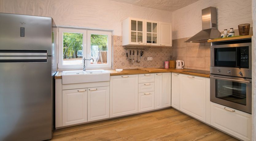 Photo of The Spotted House