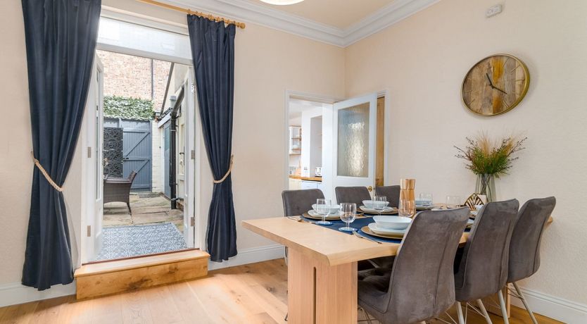 Photo of Portal to Whitby