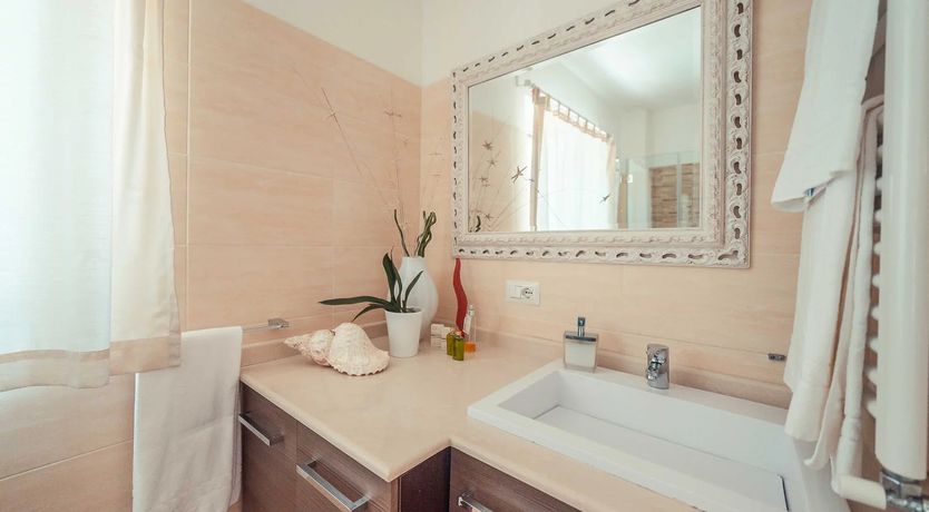 Photo of Villagonia Blue