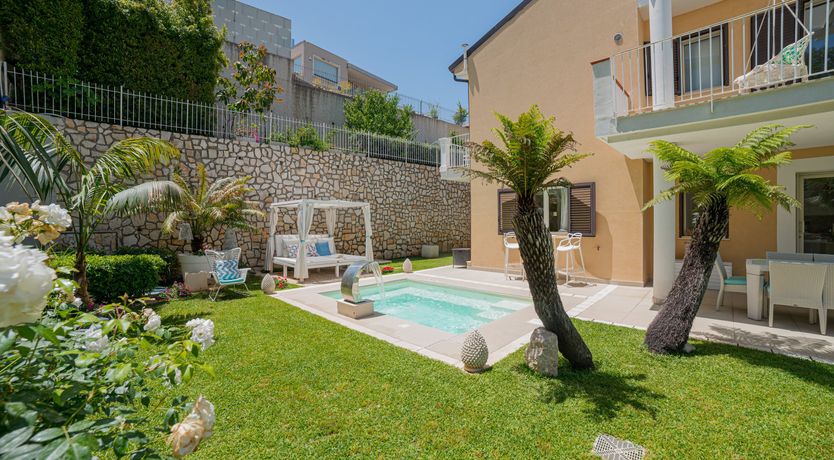 Photo of Villagonia Blue