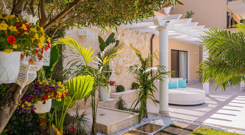 Photo of Villagonia Blue