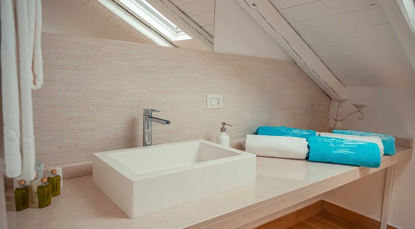 Photo of Villagonia Blue