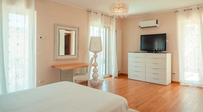 Photo of Villagonia Blue