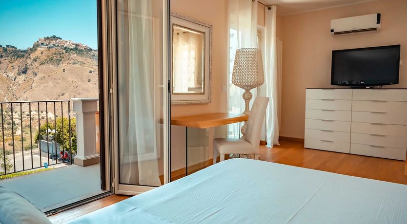 Photo of Villagonia Blue