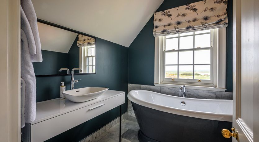 Photo of The Baron on the Hill