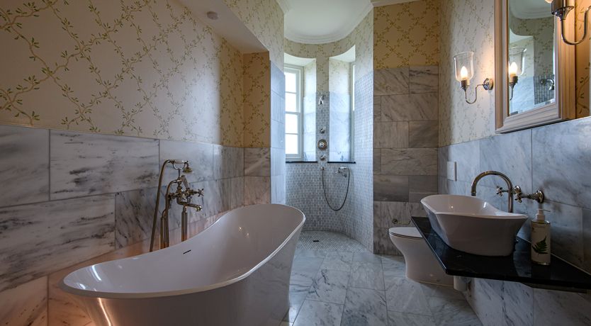 Photo of The Baron on the Hill