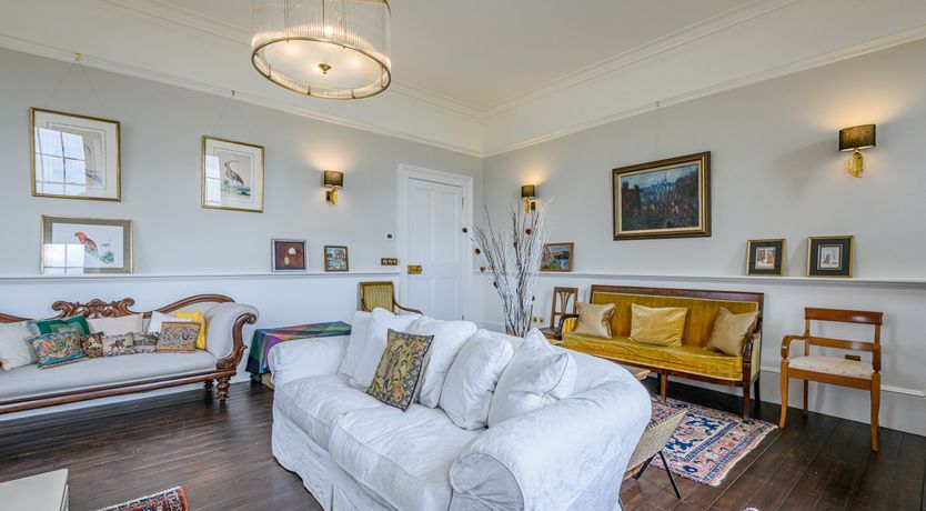 Photo of The Baron on the Hill