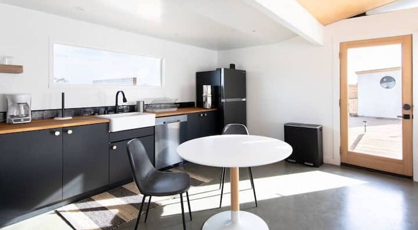 Photo of Eight Miles High