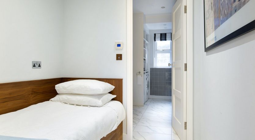 Photo of The Pianist's Home