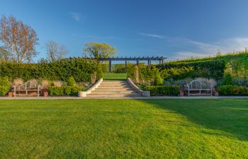 An East Anglian Vineyard Villa