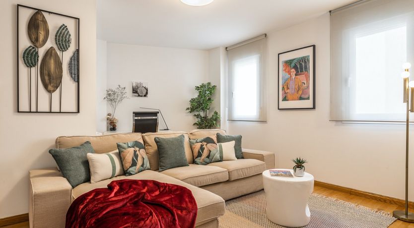 Photo of Almagro Dandy