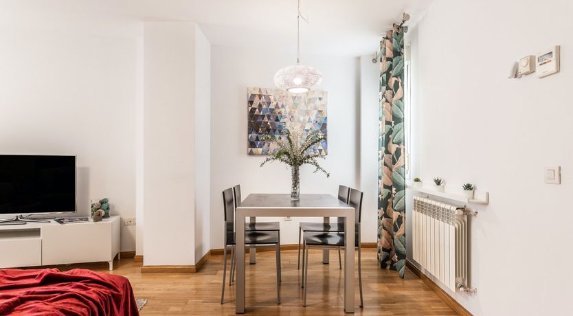 Photo of Almagro Dandy