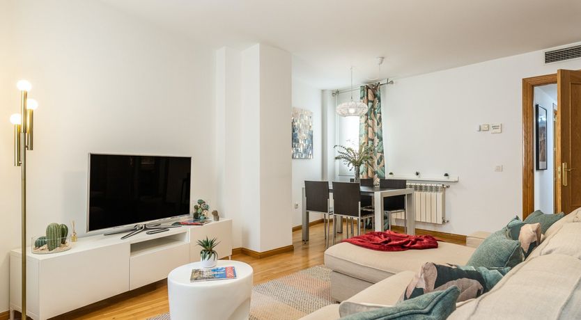 Photo of Almagro Dandy