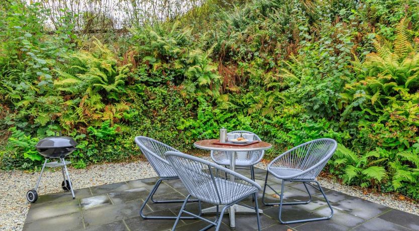 Photo of 2 Bed in Bittadon