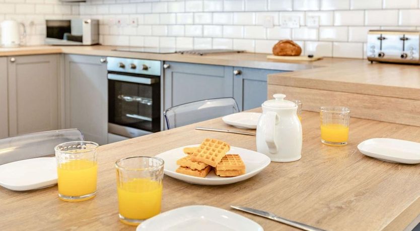 Photo of 2 Bed in Bittadon