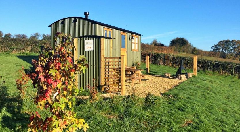 Photo of 1 Bed in Llangwm