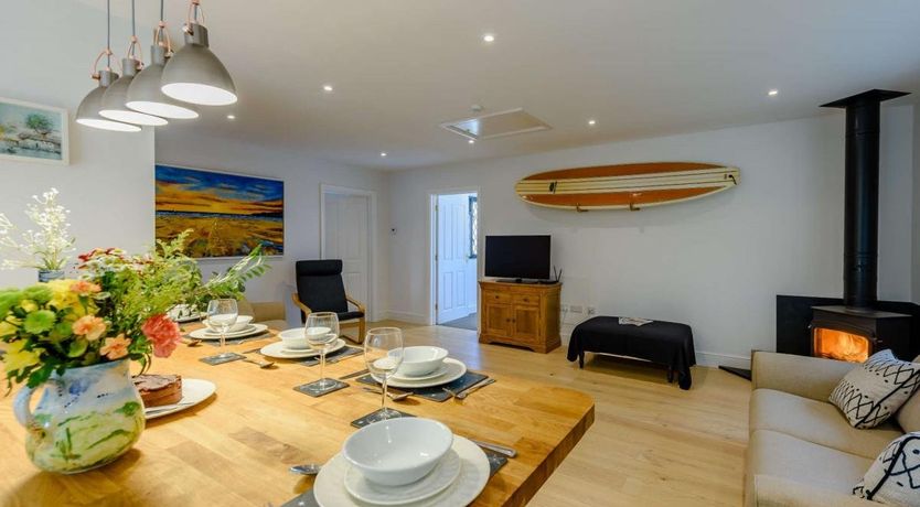 Photo of 3 Bed in Bittadon