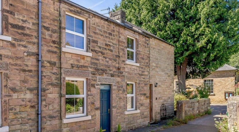 Photo of Cottage in Derbyshire