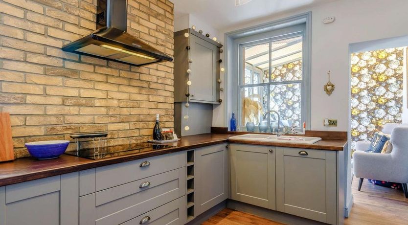 Photo of 2 Bed in Bakewell