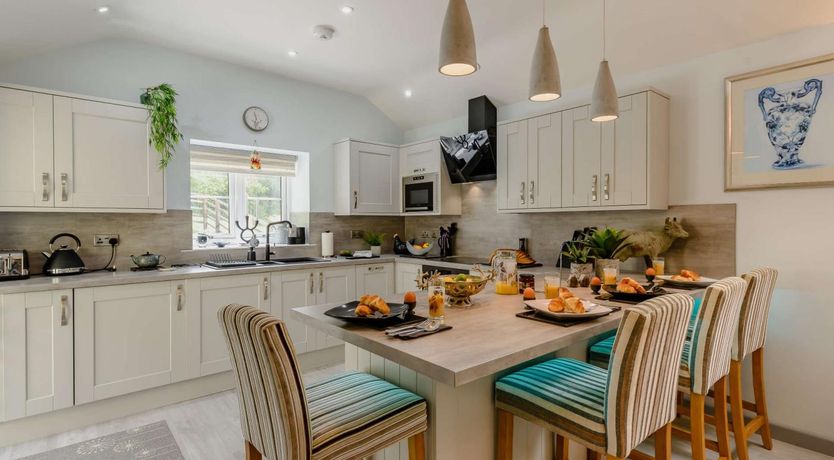 Photo of 2 Bed in Holywell