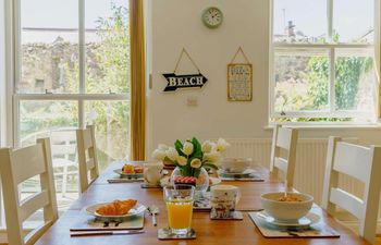 2 Bed in Tenby Apartment