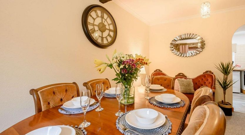 Photo of 3 Bed in Ferryside