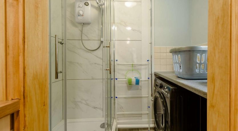 Photo of 3 Bed in Ferryside