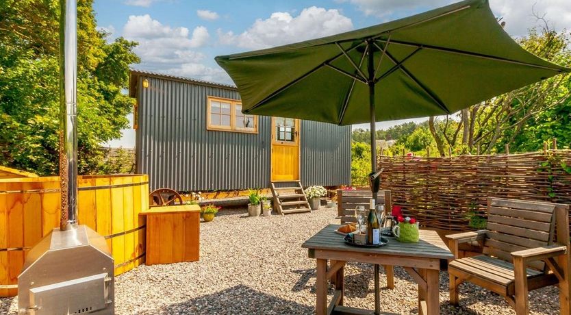 Photo of Log Cabin in Kent