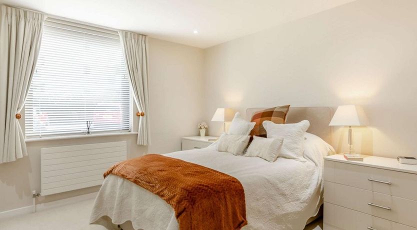 Photo of 2 Bed in Westward Ho