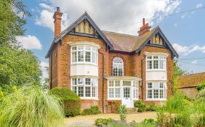 Photo of 7 Bed in King's Lynn