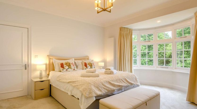 Photo of 7 Bed in Snettisham