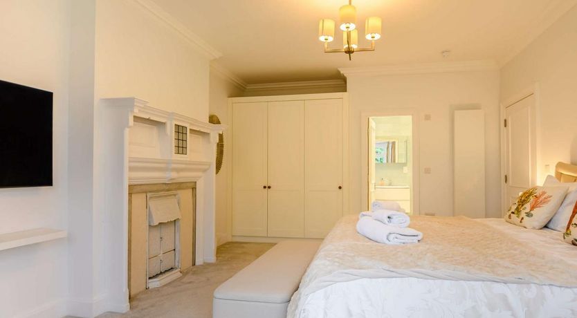 Photo of 7 Bed in Snettisham